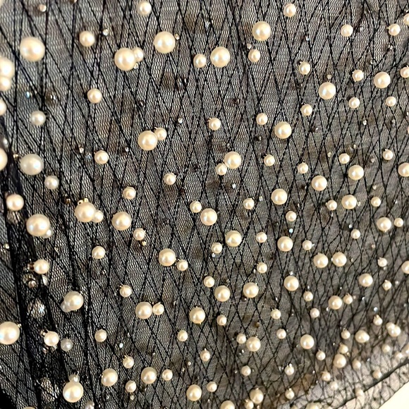 Sheer pearl covered top - Picture 2 of 3